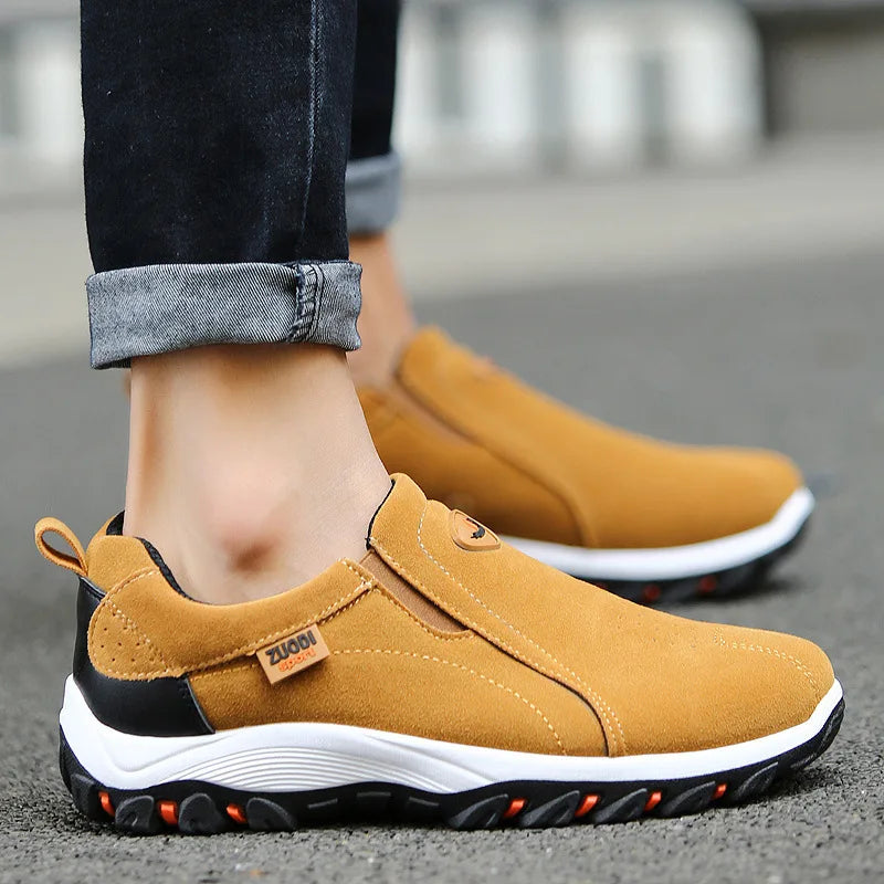 New Men Slip on Hiking Shoes PU Leather Climbing Footwear Male Outdoor Light Soft Rubber Sole Jogging Trekking Walking Sneakers